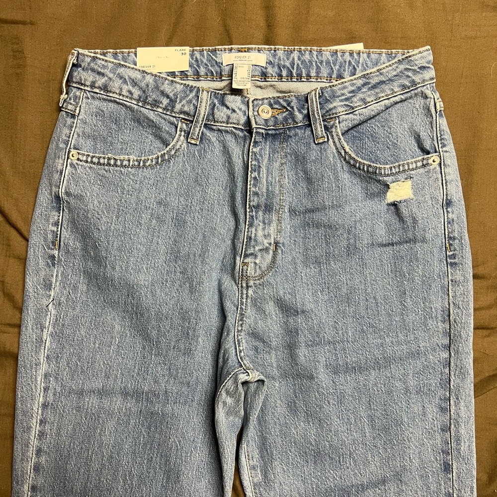 Forever 21 Flare Jeans size 30 NWT